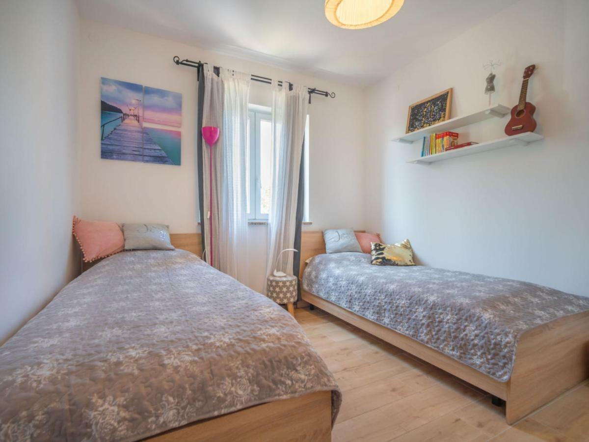 Holiday Home Ivona Drivenik Exterior foto